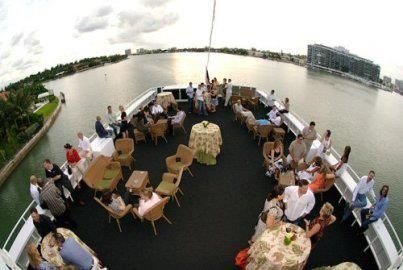 Wedding On Yacht Organizer 02