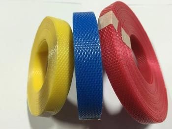 Strapping Rolls 01
