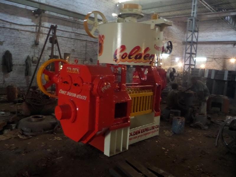 Golden Latest Oil Expeller 03