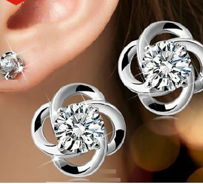 Artificial Earings 04