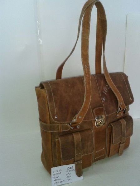 Ladies Handbag (472)