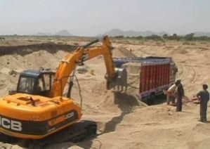 Excavator Rental Service 01