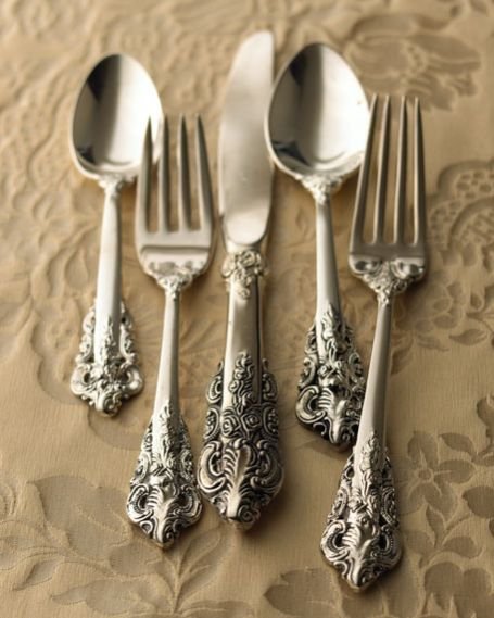 Cutlery Set 04