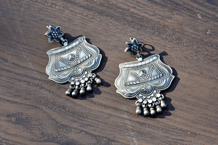 Artificial Earrings 02
