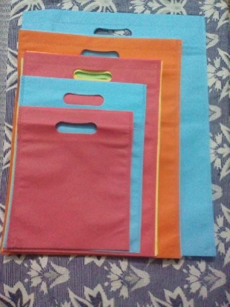 Non Woven D Cut Bag 08