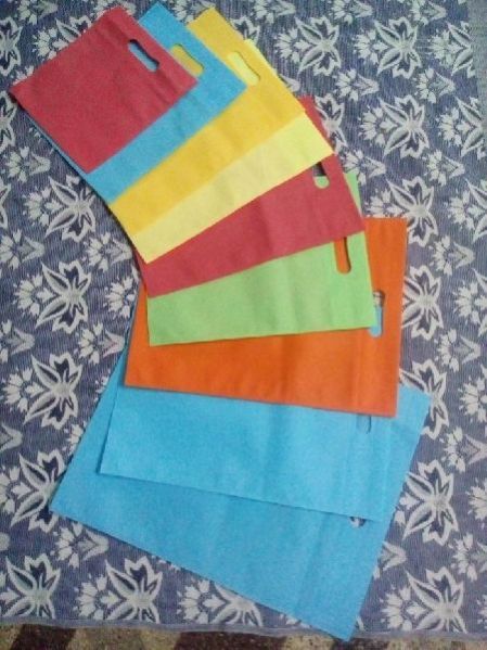 Non Woven D Cut Bag 09