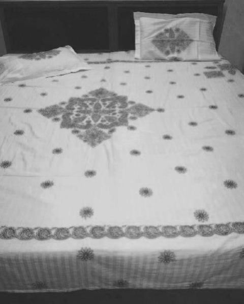 Chikan Embroidered Bedsheet 03