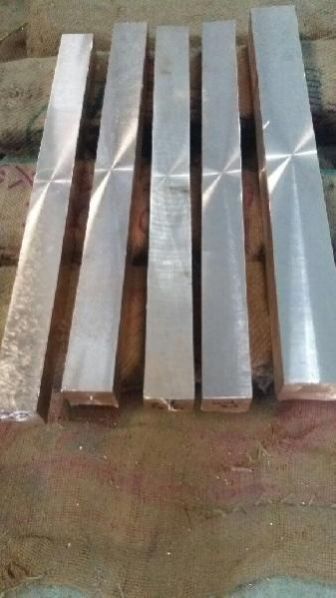 Square Bronze Rod 01