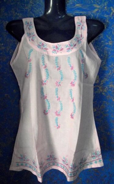 Ladies Lucknow Chikan Top 04