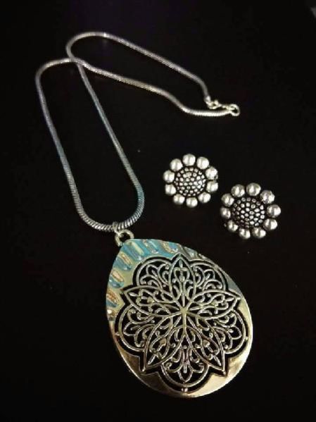 Fashion Pendant Set 02