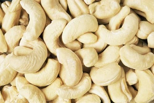 Cashew Kernel 03