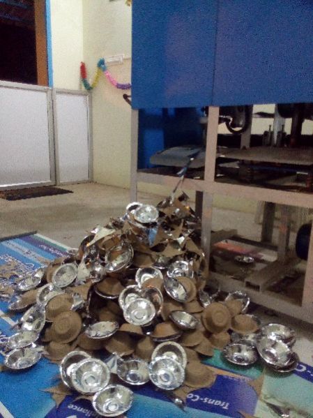 Silver Laminated Paper Bowl 01