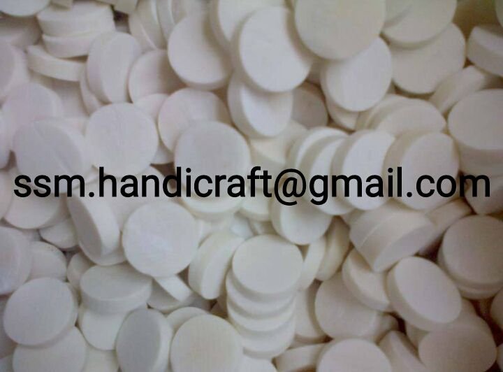 Buffalo Bone Button 06