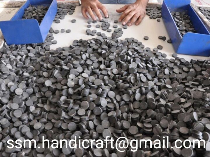 Buffalo Horn Button 02