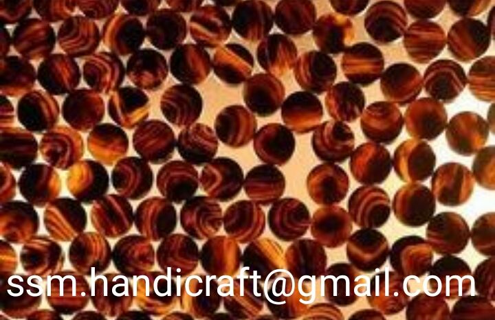 Buffalo Horn Button 04