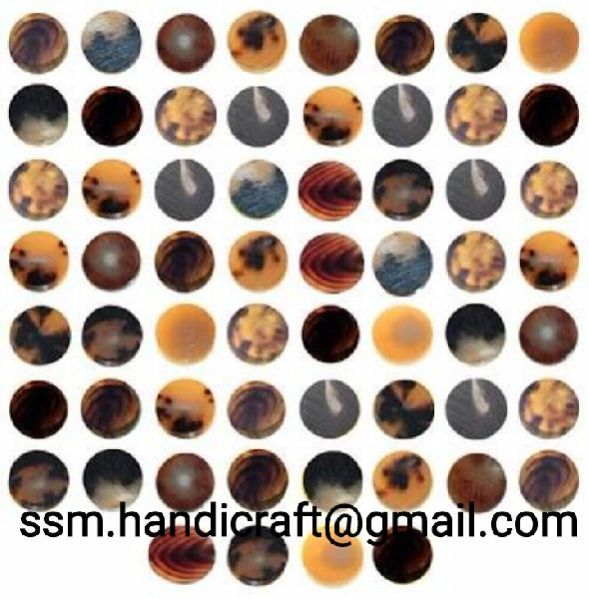 Buffalo Horn Button 07