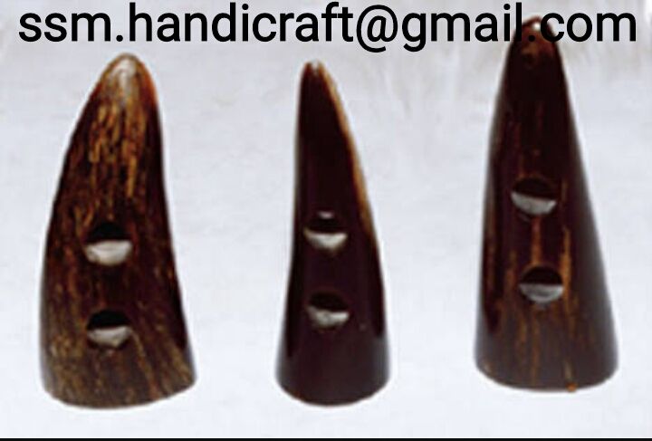 Buffalo Horn Toggles 04