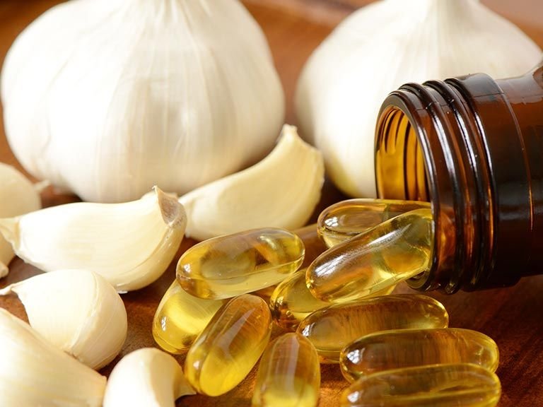 Garlic Capsules 01