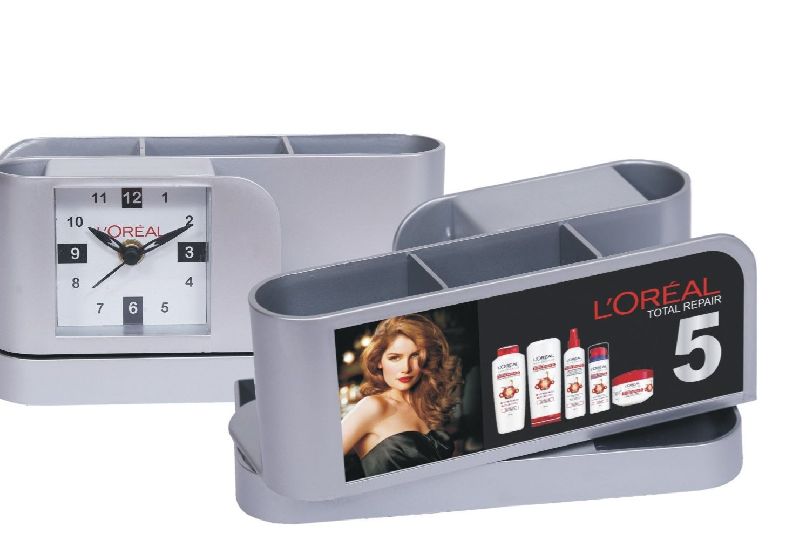 R -64 Designer Table Clock