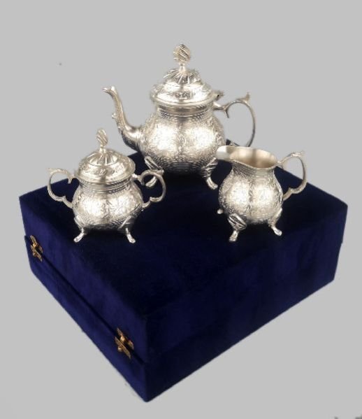 Silver Tea Set 01
