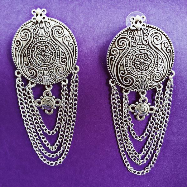 ERR#006 Artificial Earrings