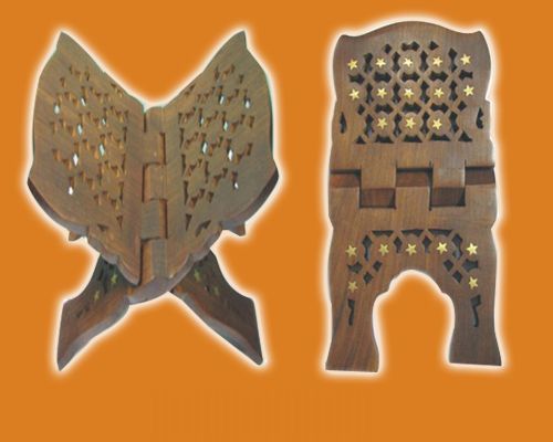 Wooden Book Stand 04