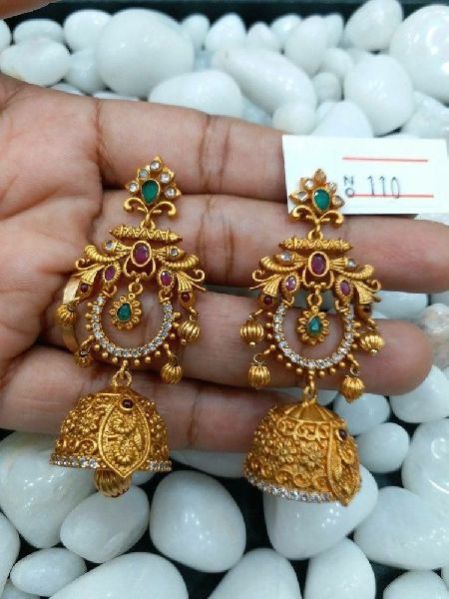 Gold Jhumka 02