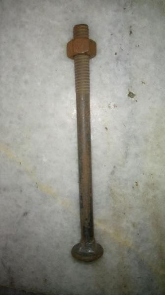 Iron Carriage Bolt 02