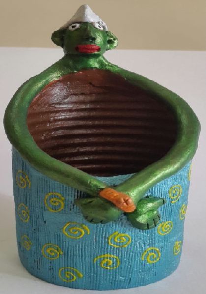 Terracotta Pen Holder 01