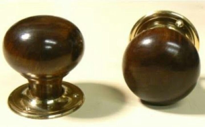 Wooden Door Knob 03