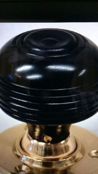 Wooden Door Knob 09