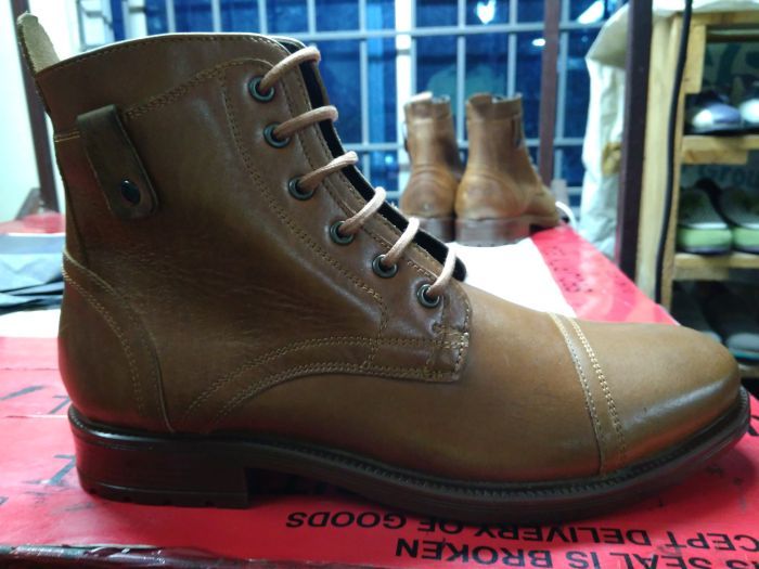 Mens Leather Boot 01