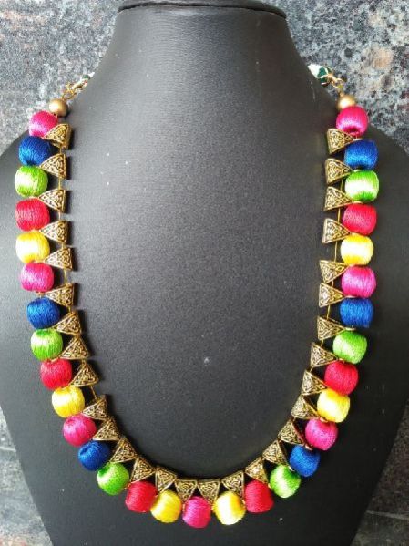 Silk Thread Necklace 06