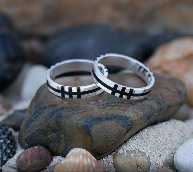 Silver Couple Ledger Cutting  Ring 04