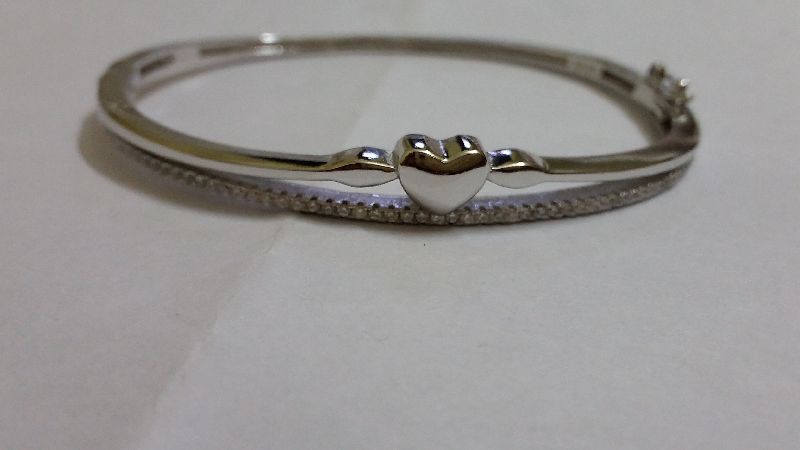 Silver Ladies CZ Bracelet 06