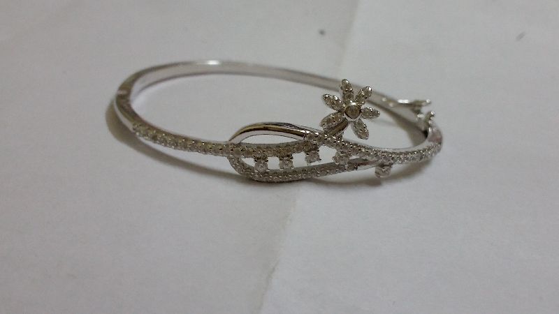 Silver Ladies CZ Bracelet 07