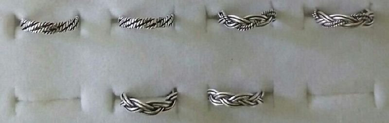 Silver Ladies Oxidised Toe Ring 07