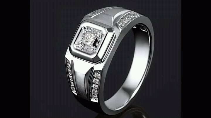 Silver Gents CZ Ring 04