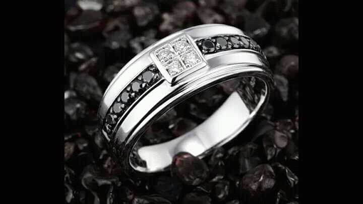Silver Gents CZ Ring 11