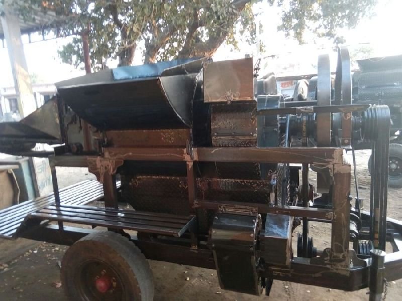 Thresher Machine 03