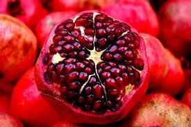 Fresh Pomegranate 03