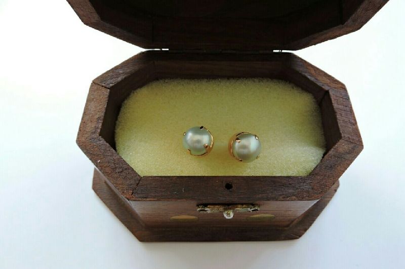 Gold and Pearl Earrings 12