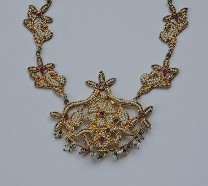 Gold Necklace 01