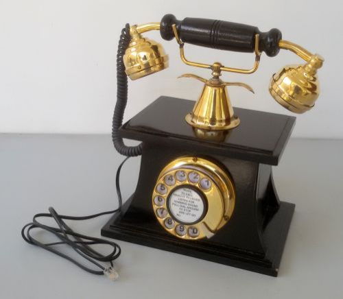 CITP - 002 Antique Telephone