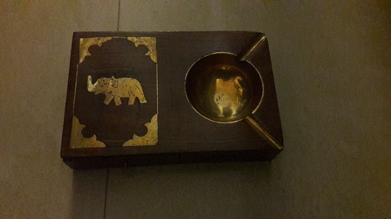 Wooden Ashtray 02