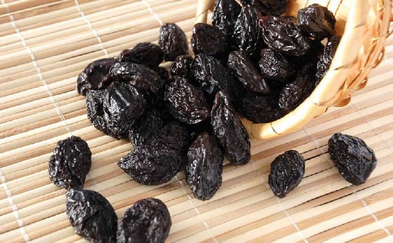 Black Raisins 01
