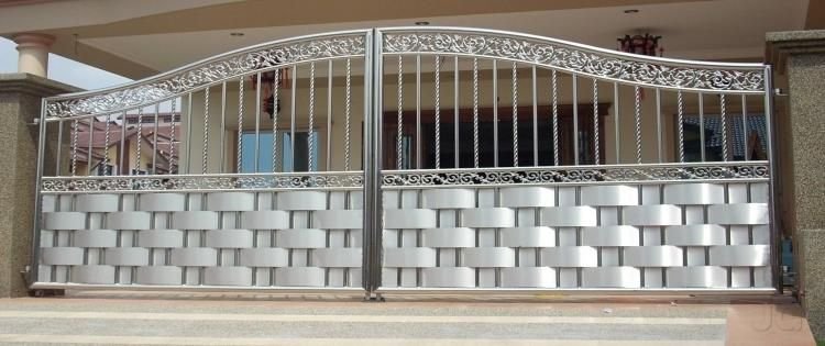 Steel Main Gate 04