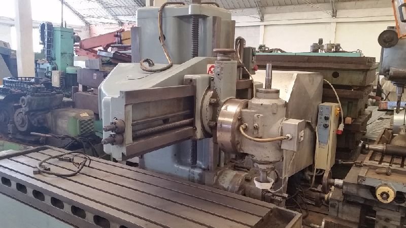 2000 Favretto Surface Grinding Machine 05