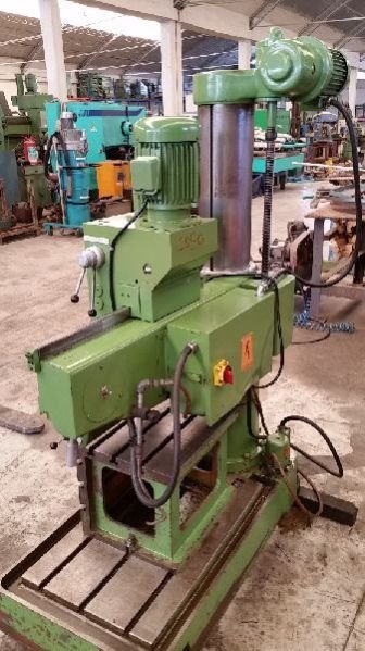 International Radial Drilling Machine 04