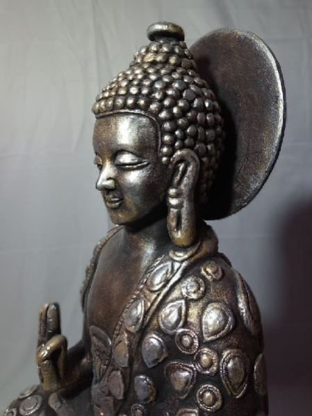 Buddha Moon Statue 05